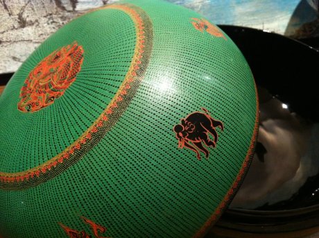 Green lacquerware